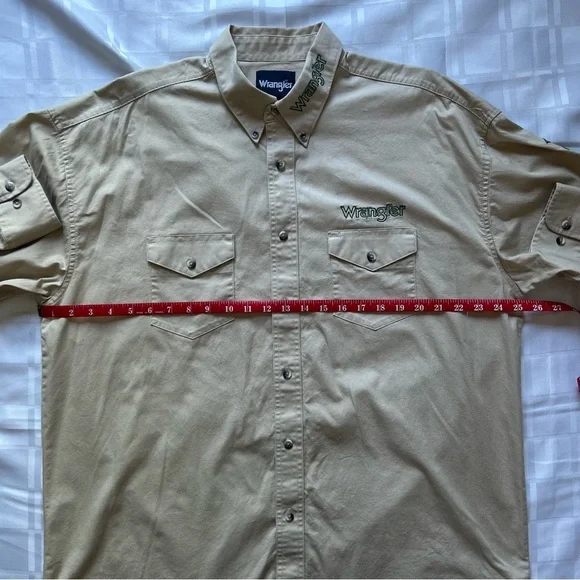 Wrangler Vintage Tan & Green Full Sleeve Button Down Top With Branded Sleeve - Picture 5 of 13